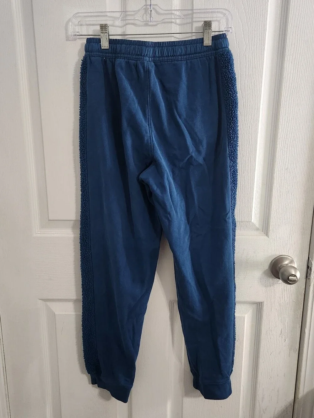 Nike Sportswear Club Fleece Winterized Pants boys large athleisure sporty cozy